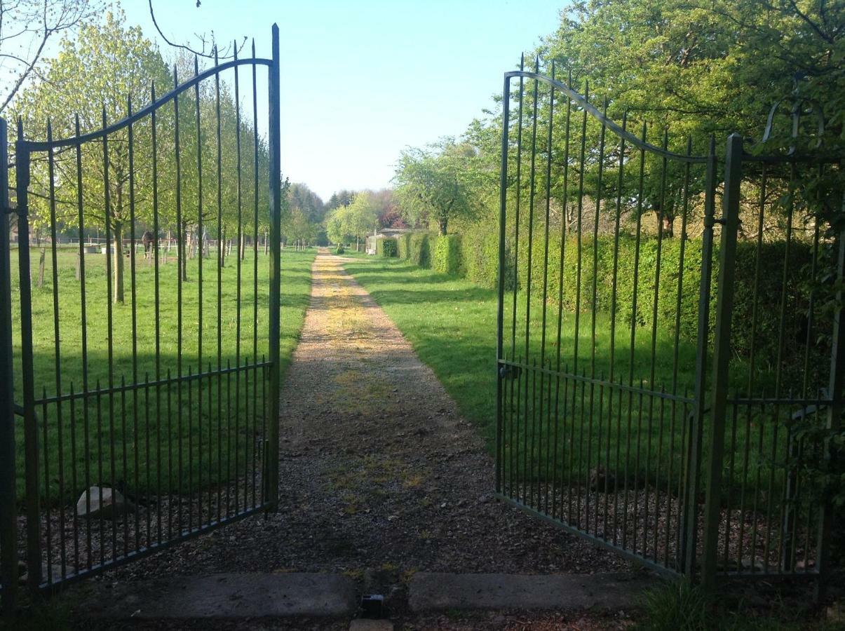 Le Rucher Bois-Normand-près-Lyre Esterno foto